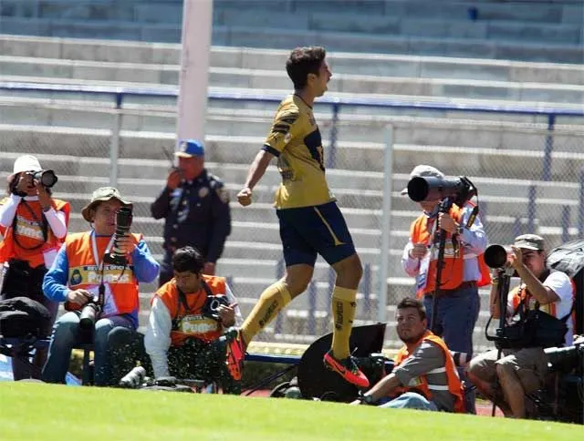 Pumas derrota 3-2 a Monterrey