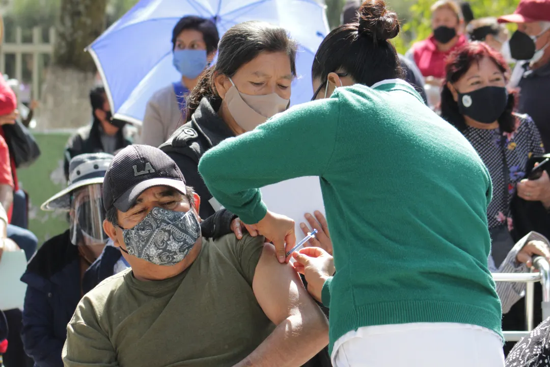 Puebla tiene a más de 166 mil personas vacunadas con la primera dosis antiCovid