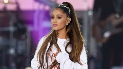 Ariana Grande vuelve a ser demandada por plagio (FOTO)