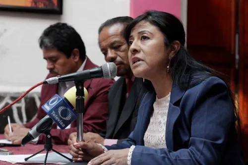Acusan que Rivera Vivanco y Abdala Dartigues están desviando recursos para apoyar a Berta Luján