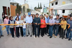 Se beneficia Momoxpan con nueva vialidad