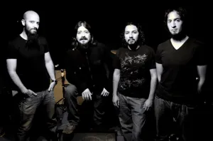 The Tacits presenta una interpretación de Pink Floyd en el CCU BUAP