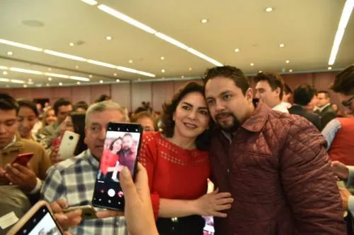 Los jóvenes son el centro de la renovación política: Ivonne Ortega