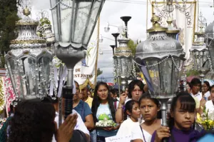Pobladores de las Cholulas realizan Procesión de Rogación