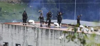 Un motín en una cárcel de Ecuador deja al menos 20 muertos