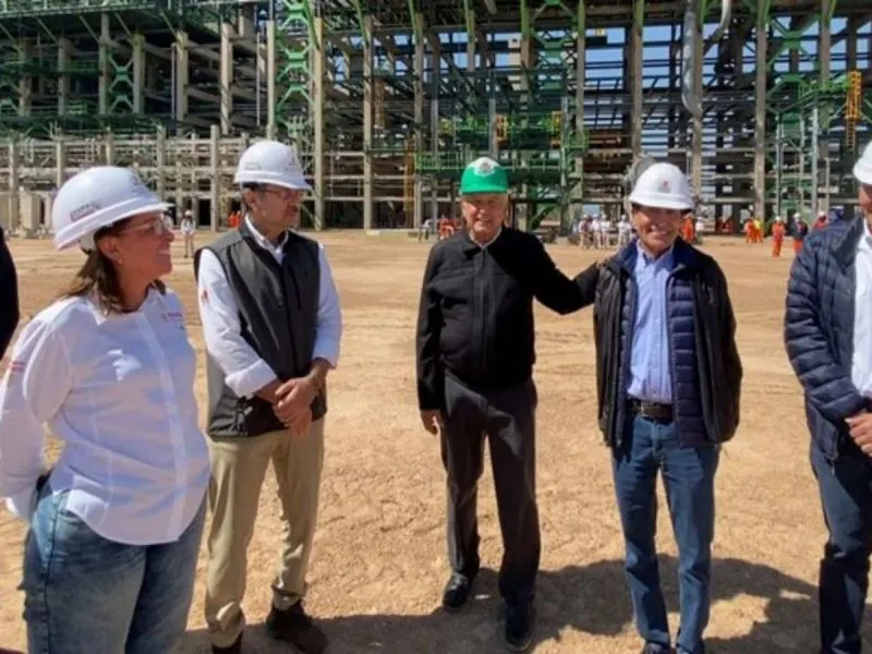 AMLO anuncia inversión de 60 mil mdp en refinería de Tula, Hidalgo