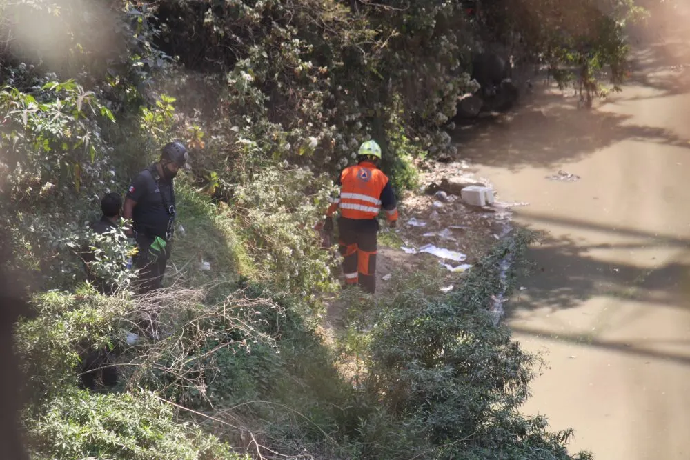 Muere un hombre al caer en barranca de Xochimehuacan