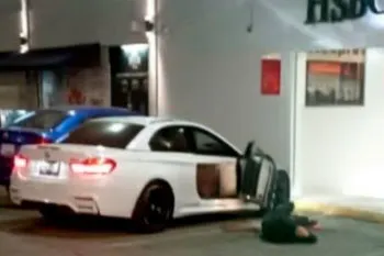 Joven recibe cinco balazos tras salir de banco HSBC en Zavaleta; investigan asalto o ataque directo