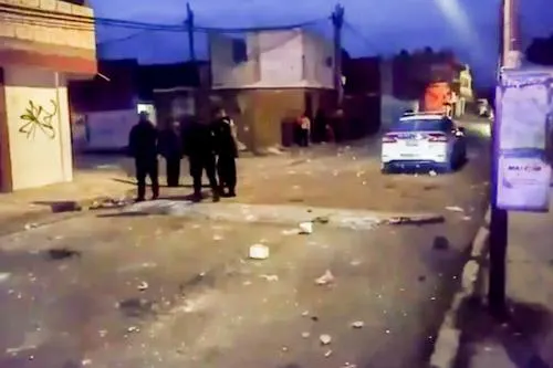 Pandillas de la Popular intercambian balazos, pedradas y hasta bombas molotov