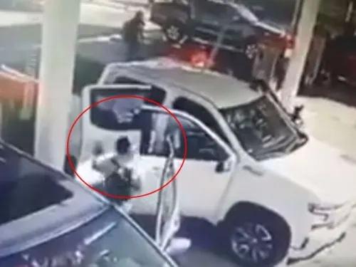 Así robaron en 30 segundos una camioneta en autolavado