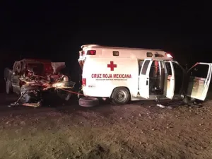 Camioneta atropella a 35 peregrinos en Durango
