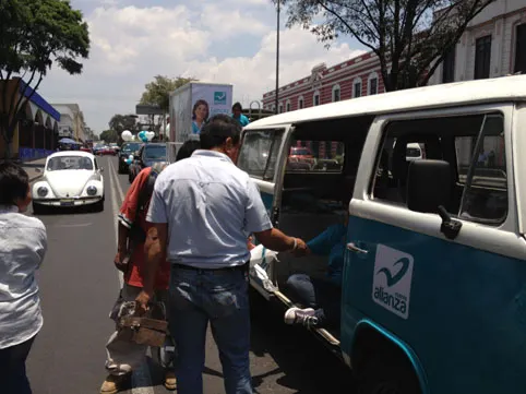 Caravana 2012 recorrió los 4 distritos electorales federales