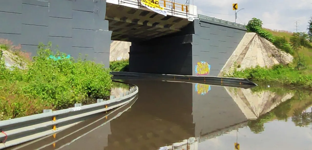 Iluminación temática y jardines transformarán los bajo puentes de Puebla en 2026