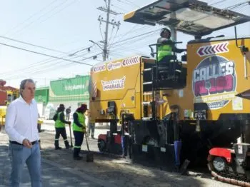 #CallesAl100: Pepe Chedraui supervisa Tren Capitalino de Pavimentación en colonia Vicente Guerrero