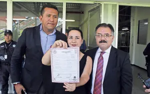 Madre pone de inicio su apellido en acta a hija; el primer caso en México