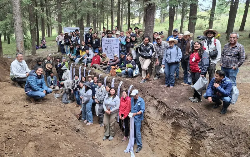 Estudiantes de todo México evalúan suelos en Puebla durante congreso de la BUAP