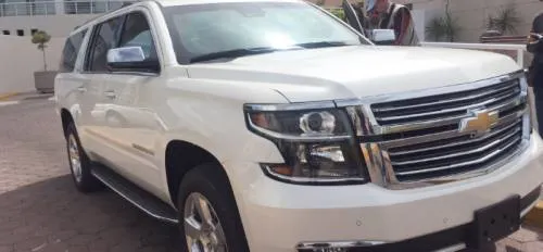 Hasta la cuarta subasta se vendió la camioneta oficial de Banck: Tesorero