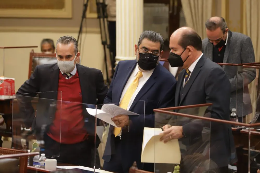 Propone Congreso permitir a ediles contratar deuda para hacer obra
