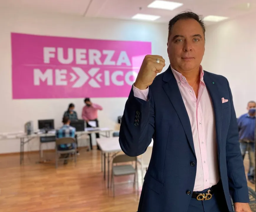 Eduardo Rivera Santamaría será abanderado de Fuerza por México al Distrito XI