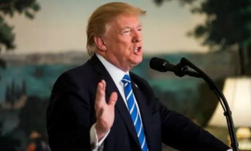 Trump registra un nuevo descenso récord en su popularidad