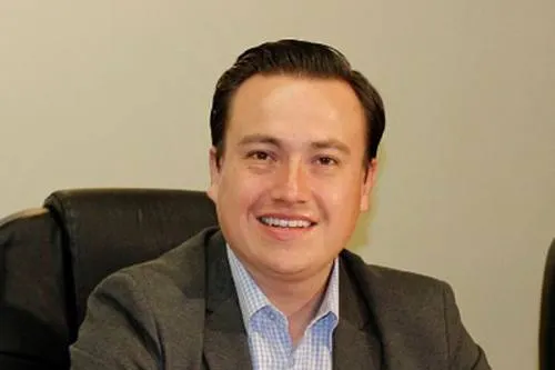 Mier se destapa para la presidencia de Tecamachalco