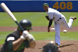 Pericos a un paso de la Serie del Rey