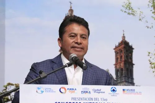 Emprende Paisano Arias captura de perros, para después matarlos
