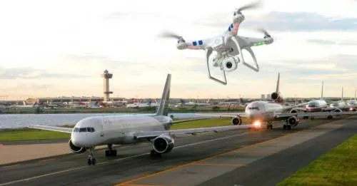 Suspenden vuelos en aeropuerto Heathrow por nueva presencia de drones