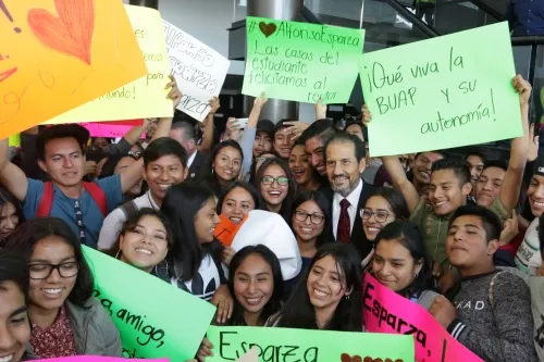 FNERRR respalda al rector de la BUAP