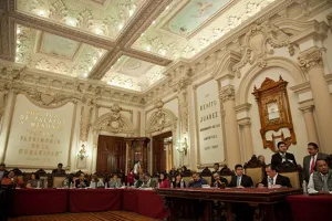 Cabildo poblano aprueba modificaciones a padrones de asentamientos humanos
