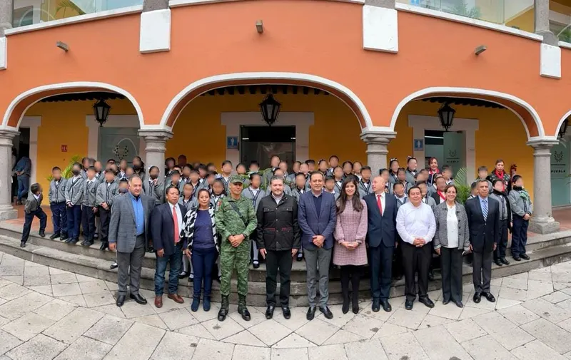 congreso-puebla-incineracion-de-bandera