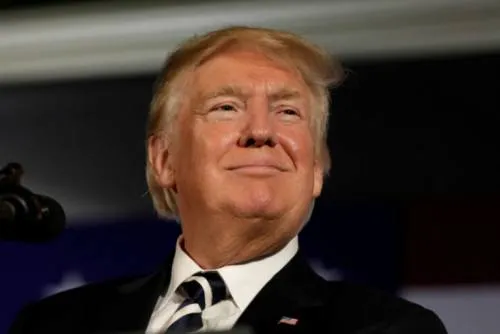 Trump amenaza a Canadá con devastadores aranceles a importaciones de autos