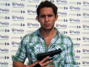 Policía detuvo a sujeto por presunta portación de arma de fuego sin licencia