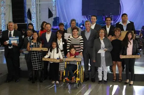 Tony Gali garantiza derechos de los trabajadores estatales