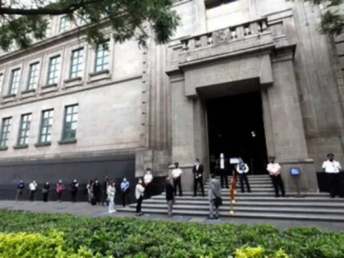 SCJN elige a 6 aspirantes para magistrados del TEPJF
