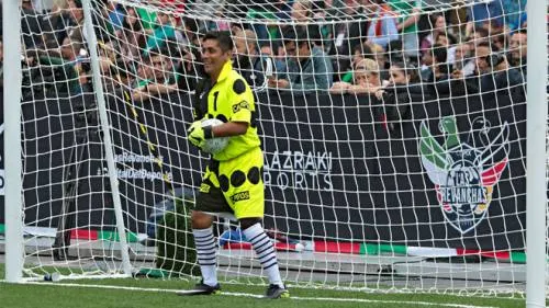 Casillas reconoce que se fijó en Jorge Campos a la hora de usar manga corta