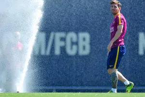 Messi adelanta su regreso y hará pretemporada con el Barça