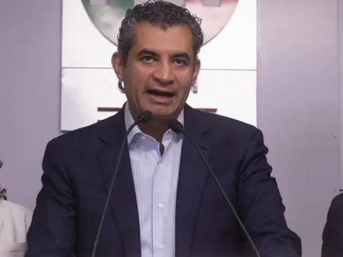 PRI avala lista de candidatos plurinominales a diputados y senadores