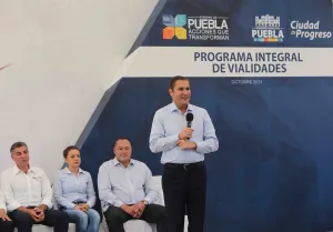 Con cumplimiento de la palabra, se recupera confianza de la gente: RMV