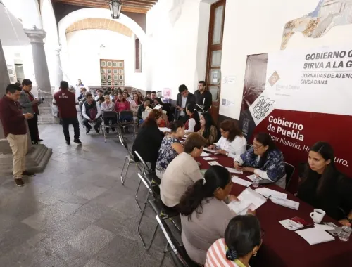 Gobierno de Puebla atiende más de 2 mil 500 solicitudes en las jornadas ciudadanas