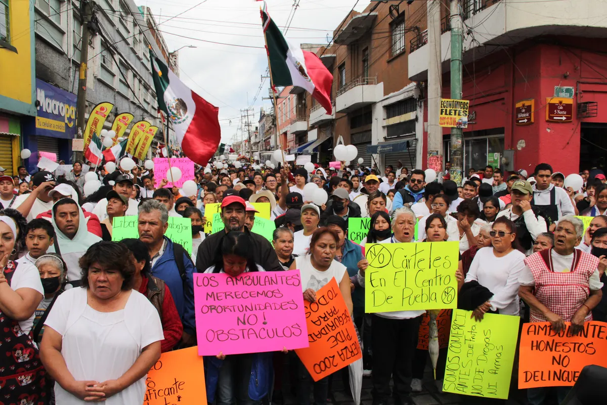 Ambulantes del Mercado 5 de Mayo temen por inseguridad y amenazas; solicitan  mayor presencia policial en el área 