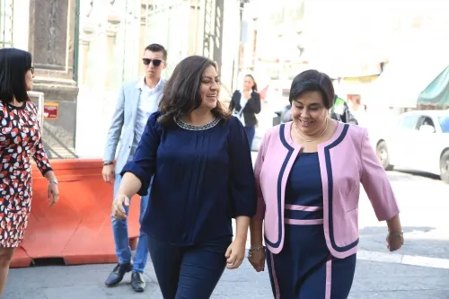 Rivera confirma a Rosales al frente de la SCC y pide se coordine con Barbosa