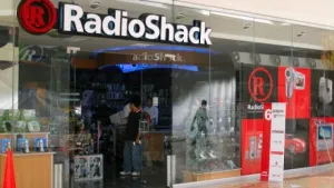 Por pérdidas de 400 mdd RadioShack cerrará tiendas en EU y México