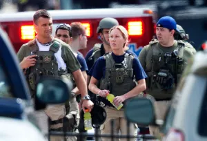 Trece muertos, saldo de tiroteo en Washington