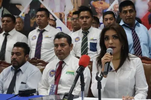 Consejo Taxista pide la suspensión de UBER