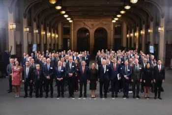 Sheinbaum recibe a más de 100 directivos de empresas nórdicas en Palacio Nacional