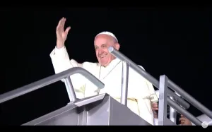 Ciudad Juárez despide al Papa entre cantos y mariachis