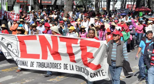 CNTE rechaza que cambio de dirigente del SNTE abone a la democratización sindical