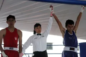 Penúltima fecha del Torneo de Boxeo de los Barrios, en Polideportivo Xonaca