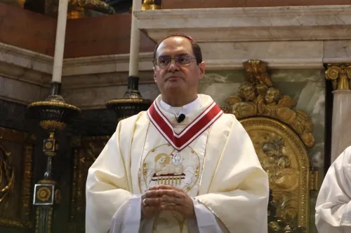 Pozos Lorenzini hace llamado para que se termine la indiferencia hacia la Eucaristía